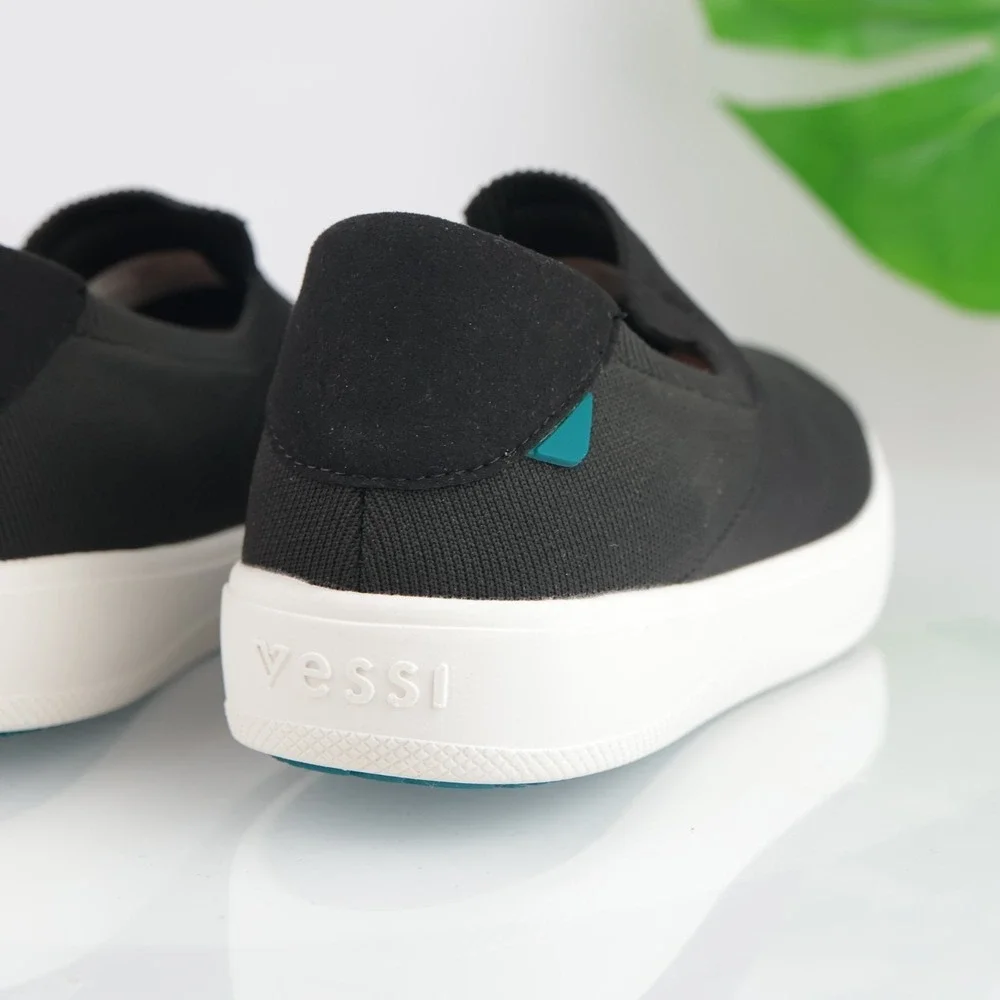 Vessi Womens Boardwalk Slip-On Sneakers Size 10 Waterproof Black Comfort Shoes